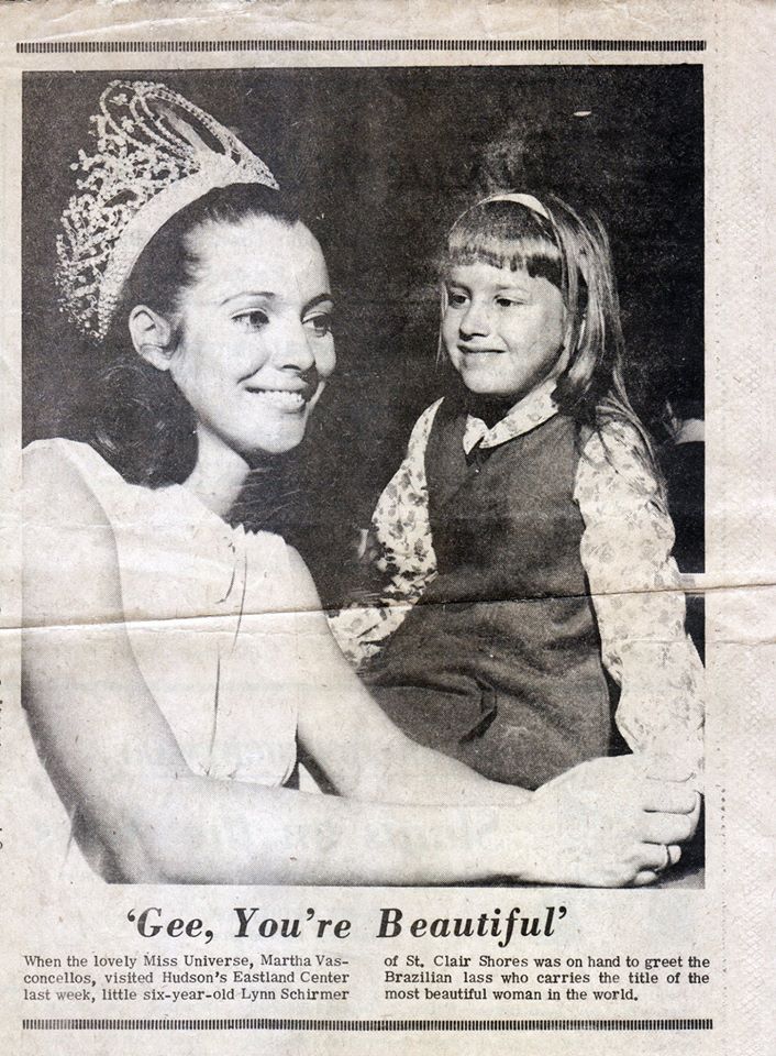 Lynn Schirmer with Miss Universe 1969